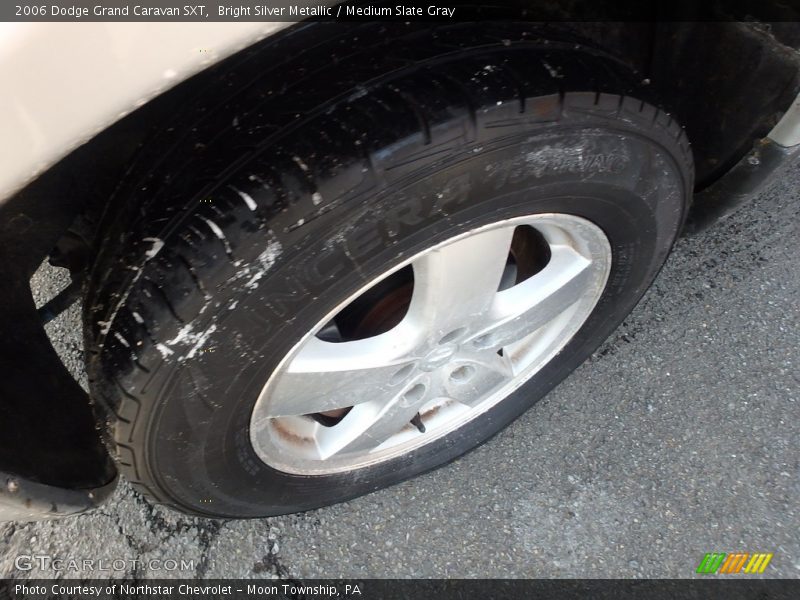 Bright Silver Metallic / Medium Slate Gray 2006 Dodge Grand Caravan SXT