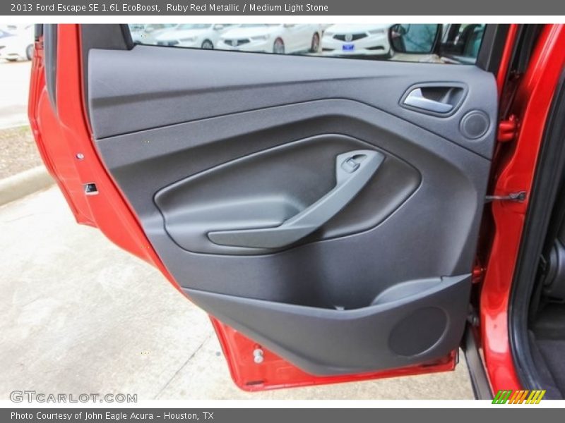Ruby Red Metallic / Medium Light Stone 2013 Ford Escape SE 1.6L EcoBoost