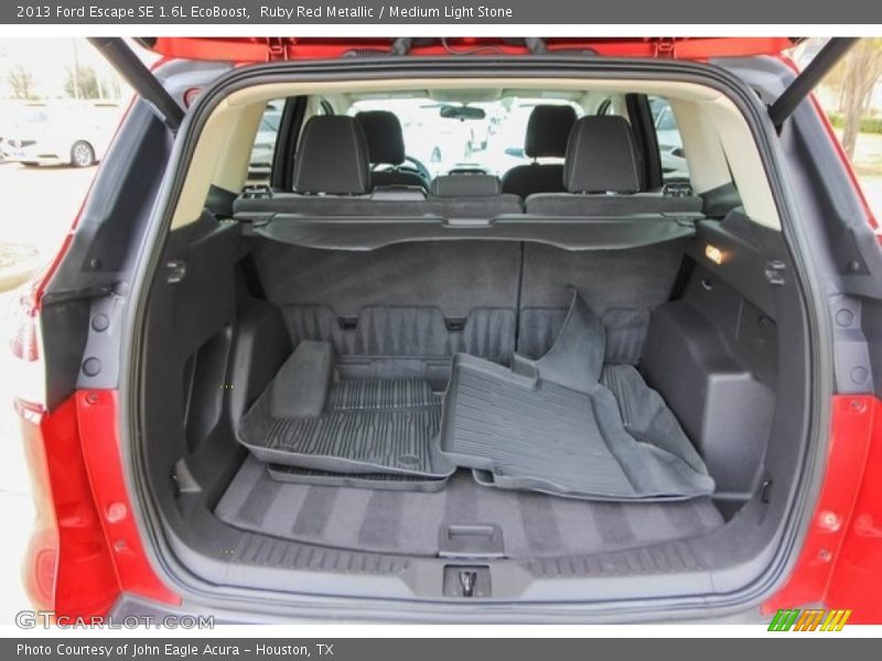 Ruby Red Metallic / Medium Light Stone 2013 Ford Escape SE 1.6L EcoBoost