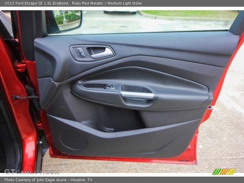 Ruby Red Metallic / Medium Light Stone 2013 Ford Escape SE 1.6L EcoBoost