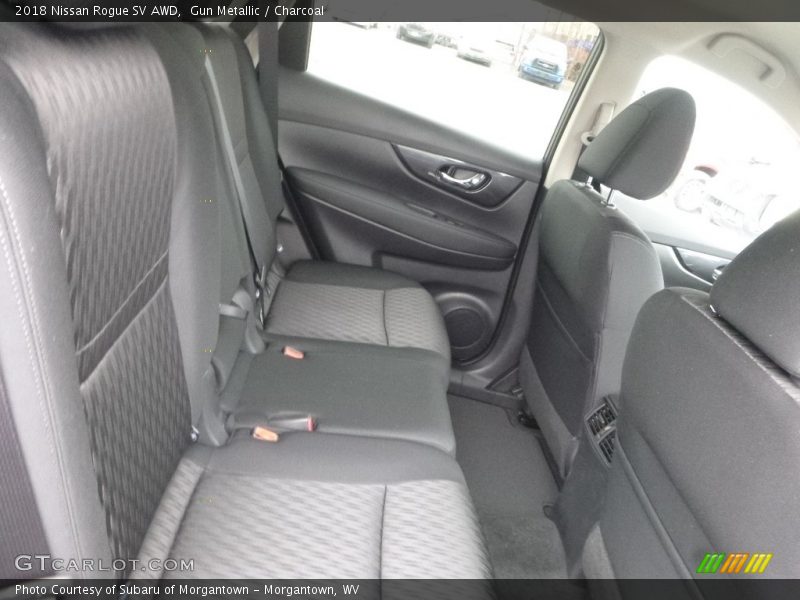 Gun Metallic / Charcoal 2018 Nissan Rogue SV AWD