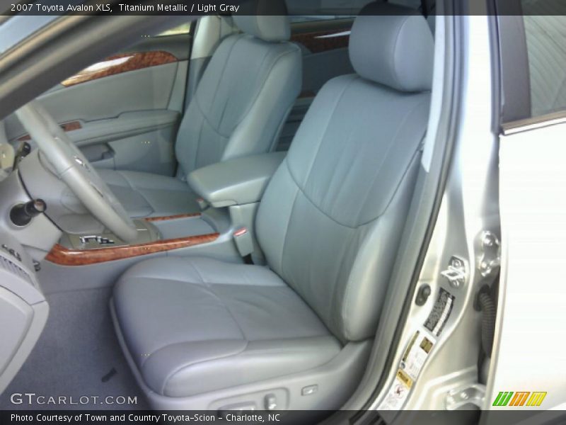 Titanium Metallic / Light Gray 2007 Toyota Avalon XLS