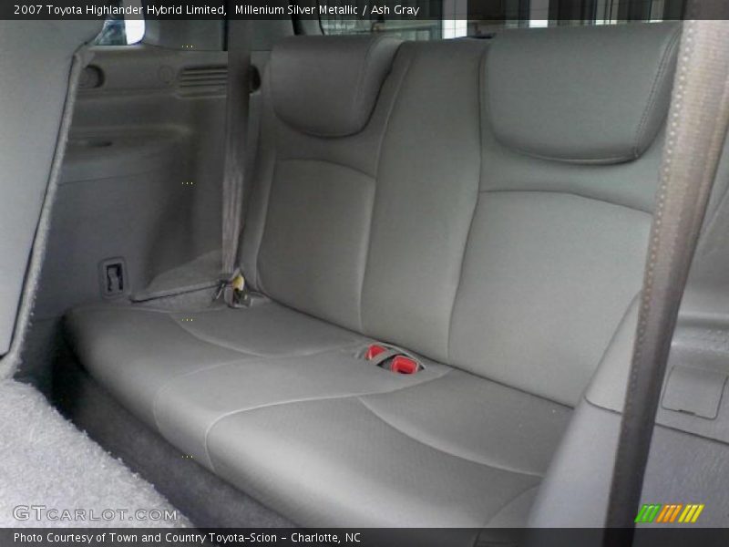 Millenium Silver Metallic / Ash Gray 2007 Toyota Highlander Hybrid Limited