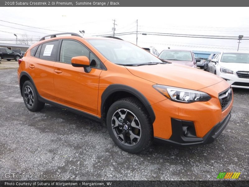 Front 3/4 View of 2018 Crosstrek 2.0i Premium