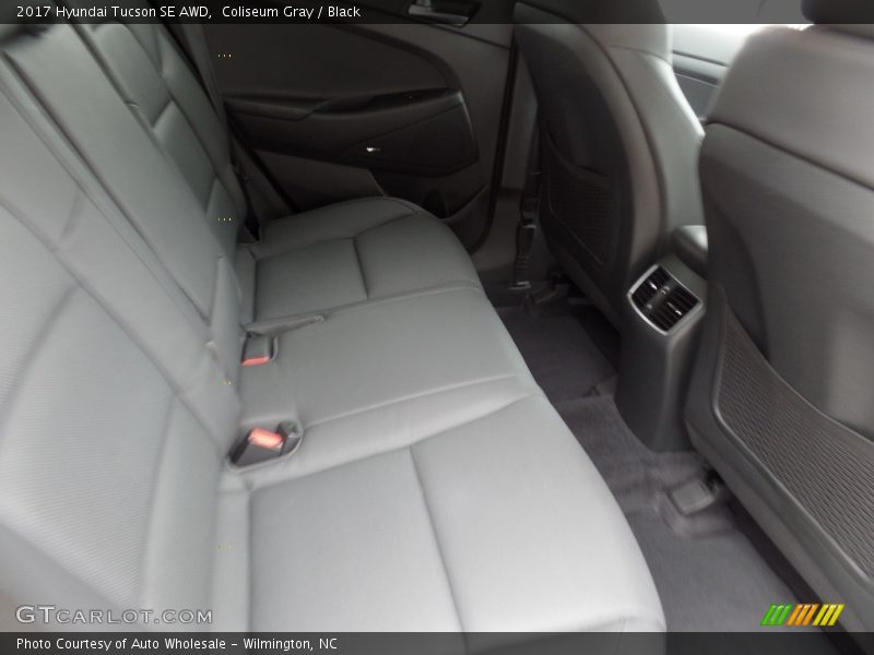 Coliseum Gray / Black 2017 Hyundai Tucson SE AWD