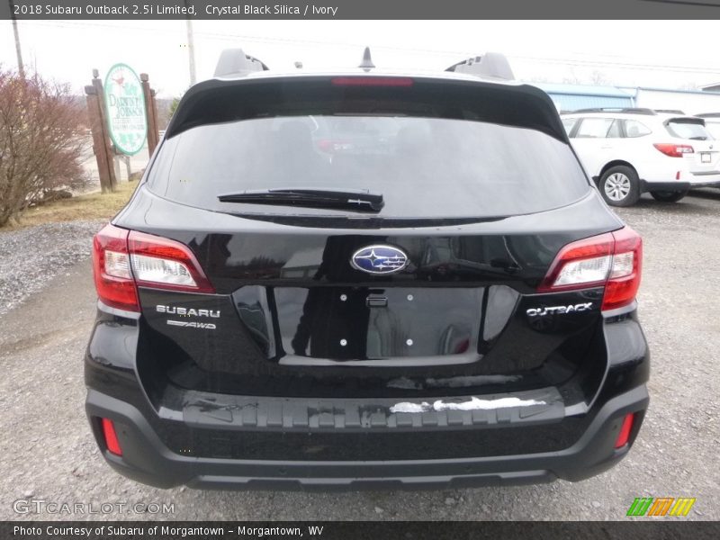 Crystal Black Silica / Ivory 2018 Subaru Outback 2.5i Limited