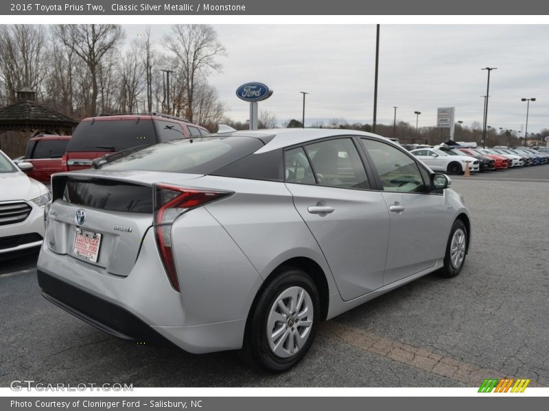 Classic Silver Metallic / Moonstone 2016 Toyota Prius Two