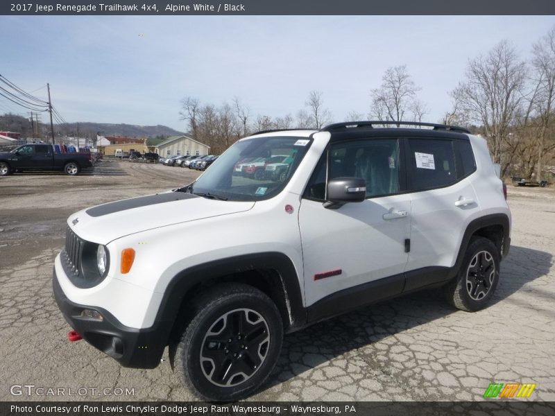 Alpine White / Black 2017 Jeep Renegade Trailhawk 4x4