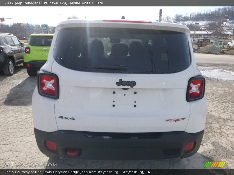 Alpine White / Black 2017 Jeep Renegade Trailhawk 4x4