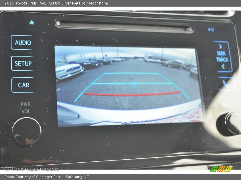 Classic Silver Metallic / Moonstone 2016 Toyota Prius Two