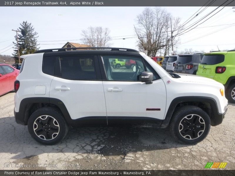 Alpine White / Black 2017 Jeep Renegade Trailhawk 4x4