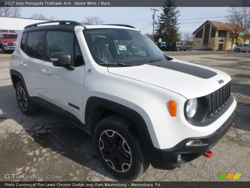 Alpine White / Black 2017 Jeep Renegade Trailhawk 4x4
