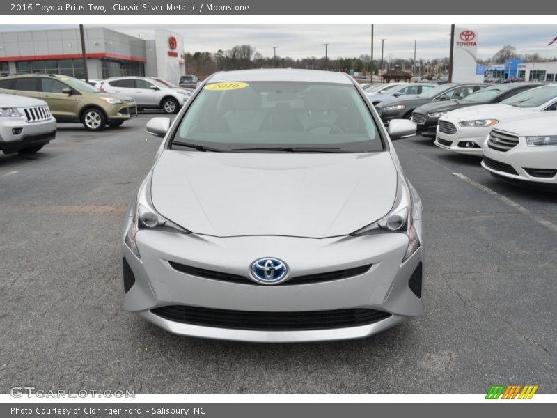 Classic Silver Metallic / Moonstone 2016 Toyota Prius Two