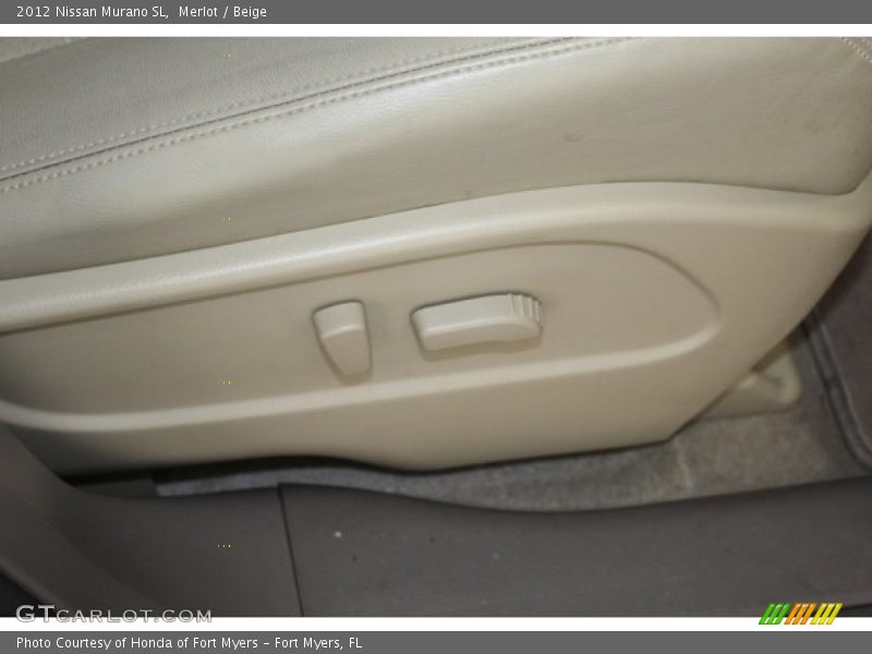 Merlot / Beige 2012 Nissan Murano SL