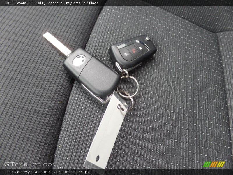 Magnetic Gray Metallic / Black 2018 Toyota C-HR XLE
