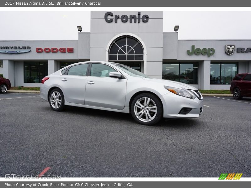 Brilliant Silver / Charcoal 2017 Nissan Altima 3.5 SL