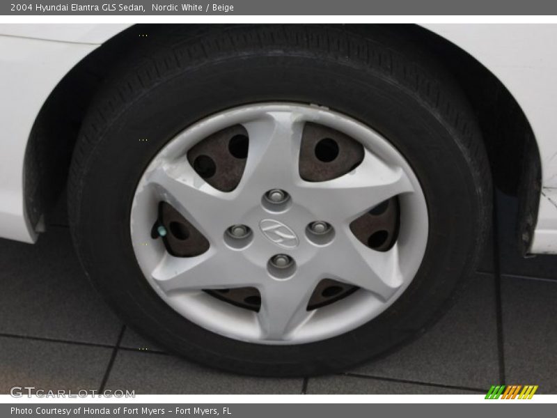 Nordic White / Beige 2004 Hyundai Elantra GLS Sedan