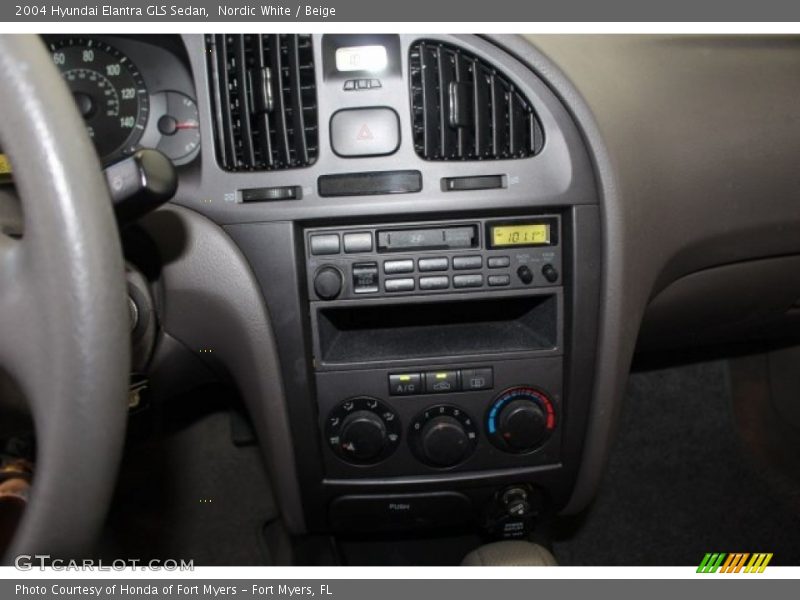 Nordic White / Beige 2004 Hyundai Elantra GLS Sedan