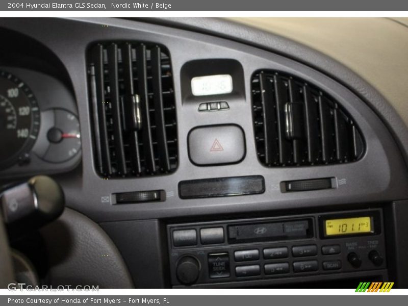 Nordic White / Beige 2004 Hyundai Elantra GLS Sedan