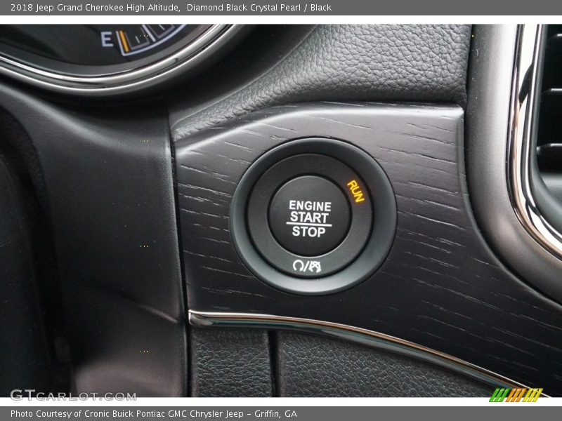 Diamond Black Crystal Pearl / Black 2018 Jeep Grand Cherokee High Altitude