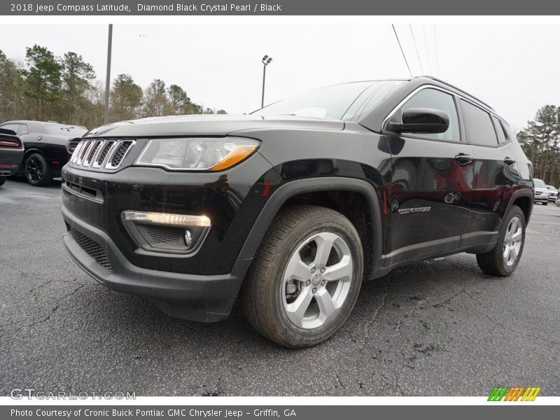 Diamond Black Crystal Pearl / Black 2018 Jeep Compass Latitude