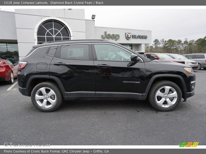 Diamond Black Crystal Pearl / Black 2018 Jeep Compass Latitude