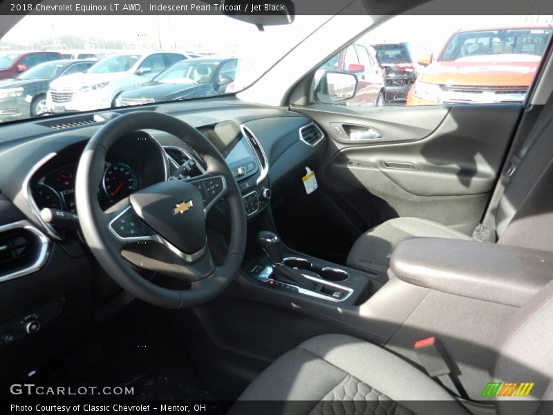 Iridescent Pearl Tricoat / Jet Black 2018 Chevrolet Equinox LT AWD