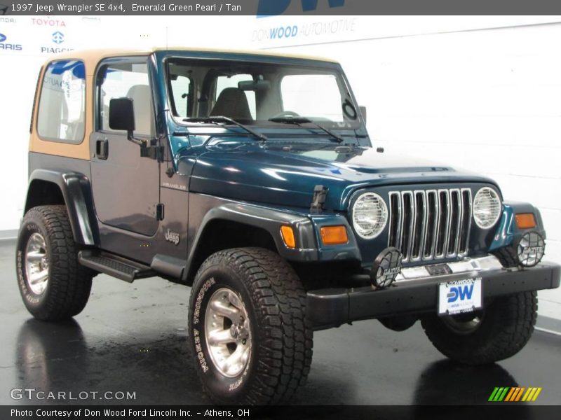 Emerald Green Pearl / Tan 1997 Jeep Wrangler SE 4x4