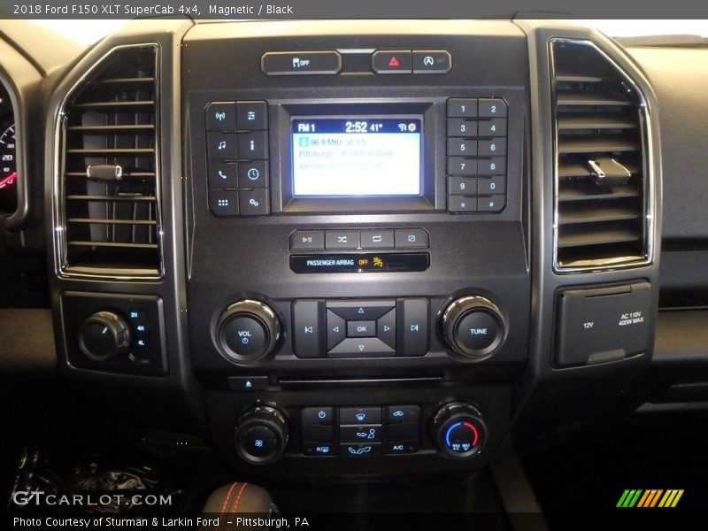 Magnetic / Black 2018 Ford F150 XLT SuperCab 4x4