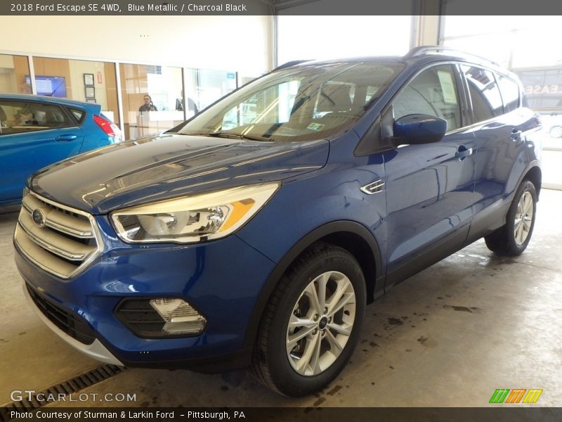 Blue Metallic / Charcoal Black 2018 Ford Escape SE 4WD