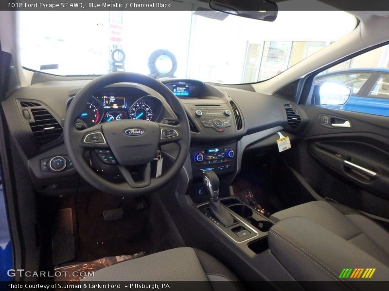 Blue Metallic / Charcoal Black 2018 Ford Escape SE 4WD