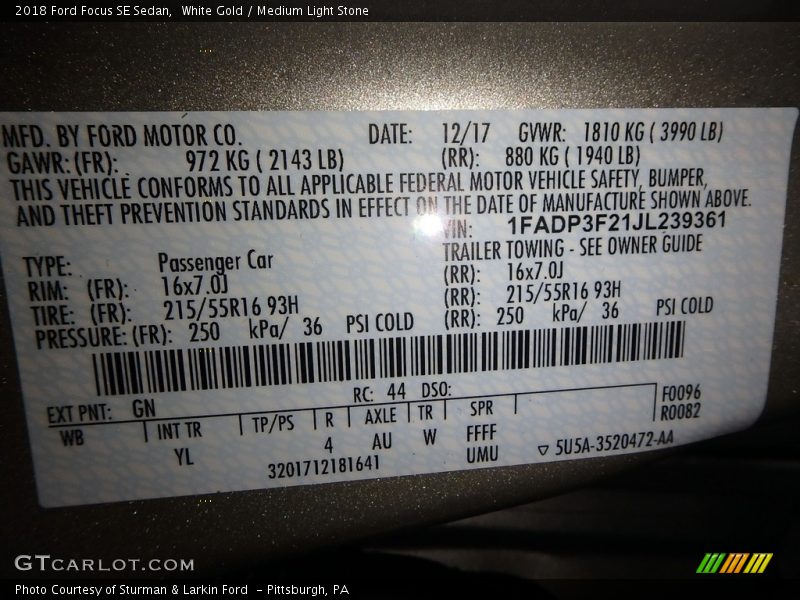 White Gold / Medium Light Stone 2018 Ford Focus SE Sedan