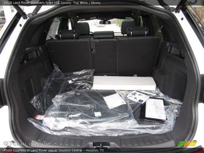 Fuji White / Ebony 2018 Land Rover Discovery Sport HSE Luxury
