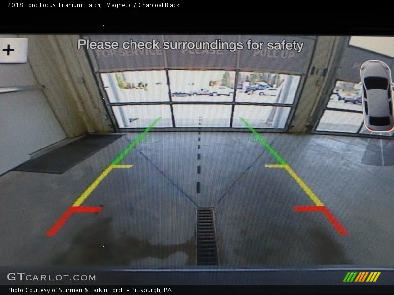 Magnetic / Charcoal Black 2018 Ford Focus Titanium Hatch