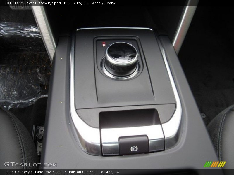 Fuji White / Ebony 2018 Land Rover Discovery Sport HSE Luxury