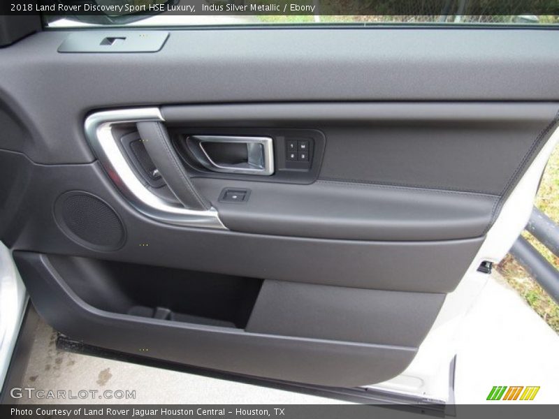 Indus Silver Metallic / Ebony 2018 Land Rover Discovery Sport HSE Luxury