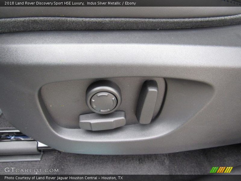 Indus Silver Metallic / Ebony 2018 Land Rover Discovery Sport HSE Luxury
