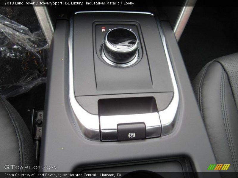 Indus Silver Metallic / Ebony 2018 Land Rover Discovery Sport HSE Luxury