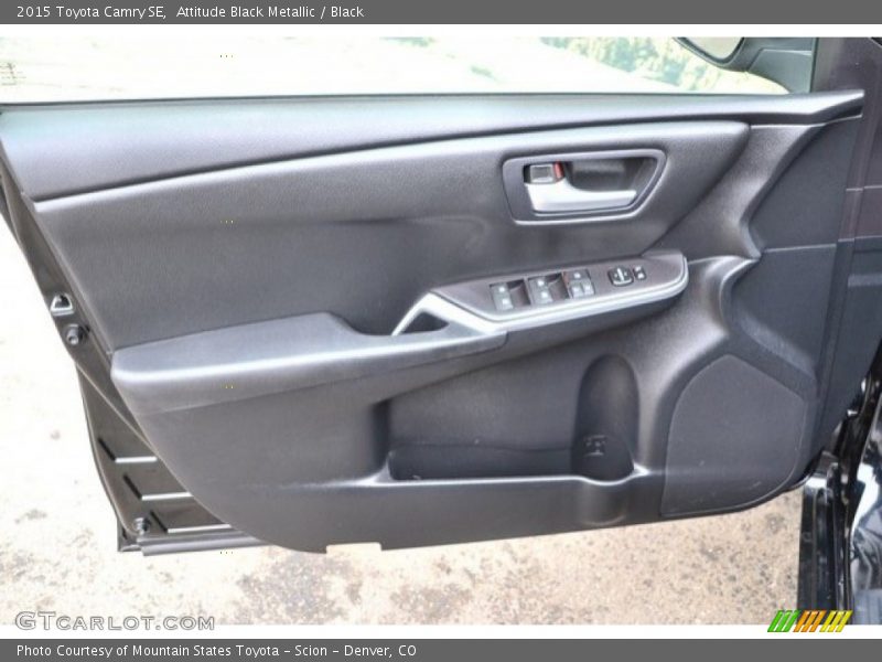 Attitude Black Metallic / Black 2015 Toyota Camry SE