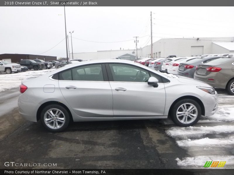 Silver Ice Metallic / Jet Black 2018 Chevrolet Cruze LT