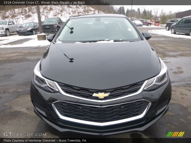 Mosaic Black Metallic / Jet Black 2018 Chevrolet Cruze LT
