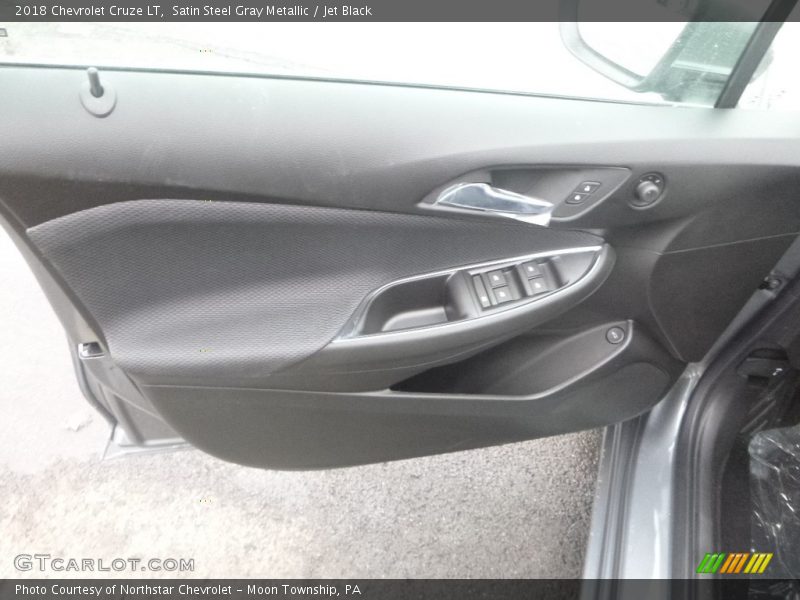 Satin Steel Gray Metallic / Jet Black 2018 Chevrolet Cruze LT