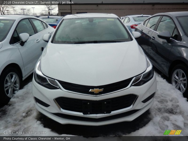 Summit White / Jet Black 2018 Chevrolet Cruze LT