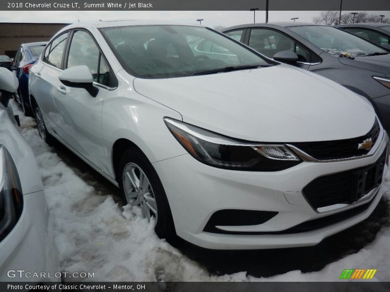 Summit White / Jet Black 2018 Chevrolet Cruze LT