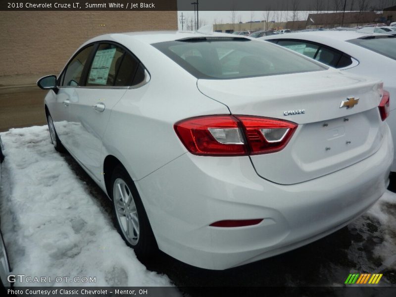 Summit White / Jet Black 2018 Chevrolet Cruze LT