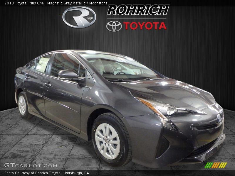 Magnetic Gray Metallic / Moonstone 2018 Toyota Prius One