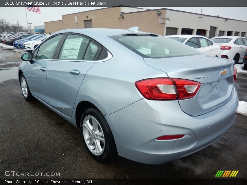 Arctic Blue Metallic / Jet Black 2018 Chevrolet Cruze LT