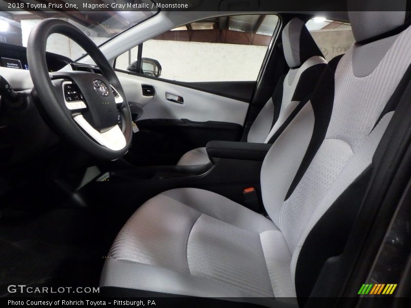Magnetic Gray Metallic / Moonstone 2018 Toyota Prius One