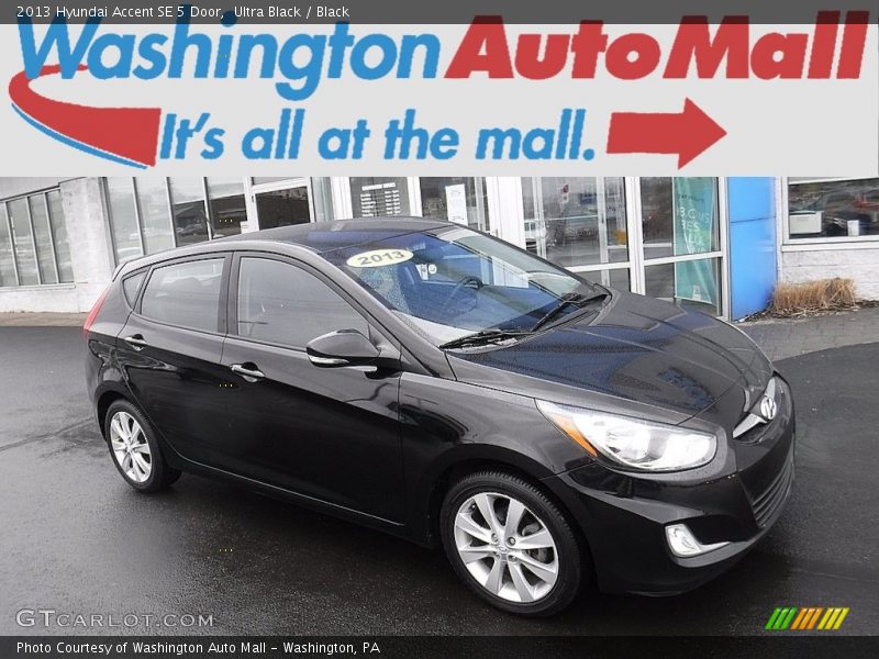 Ultra Black / Black 2013 Hyundai Accent SE 5 Door