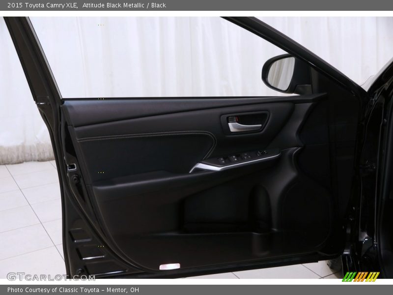 Attitude Black Metallic / Black 2015 Toyota Camry XLE